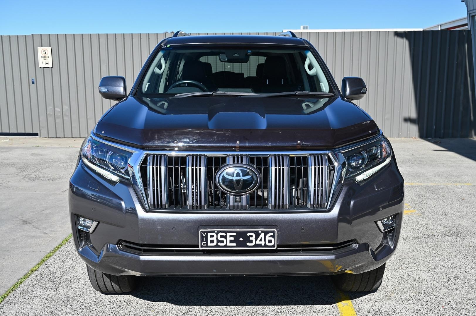 Toyota Landcruiser Prado image 2
