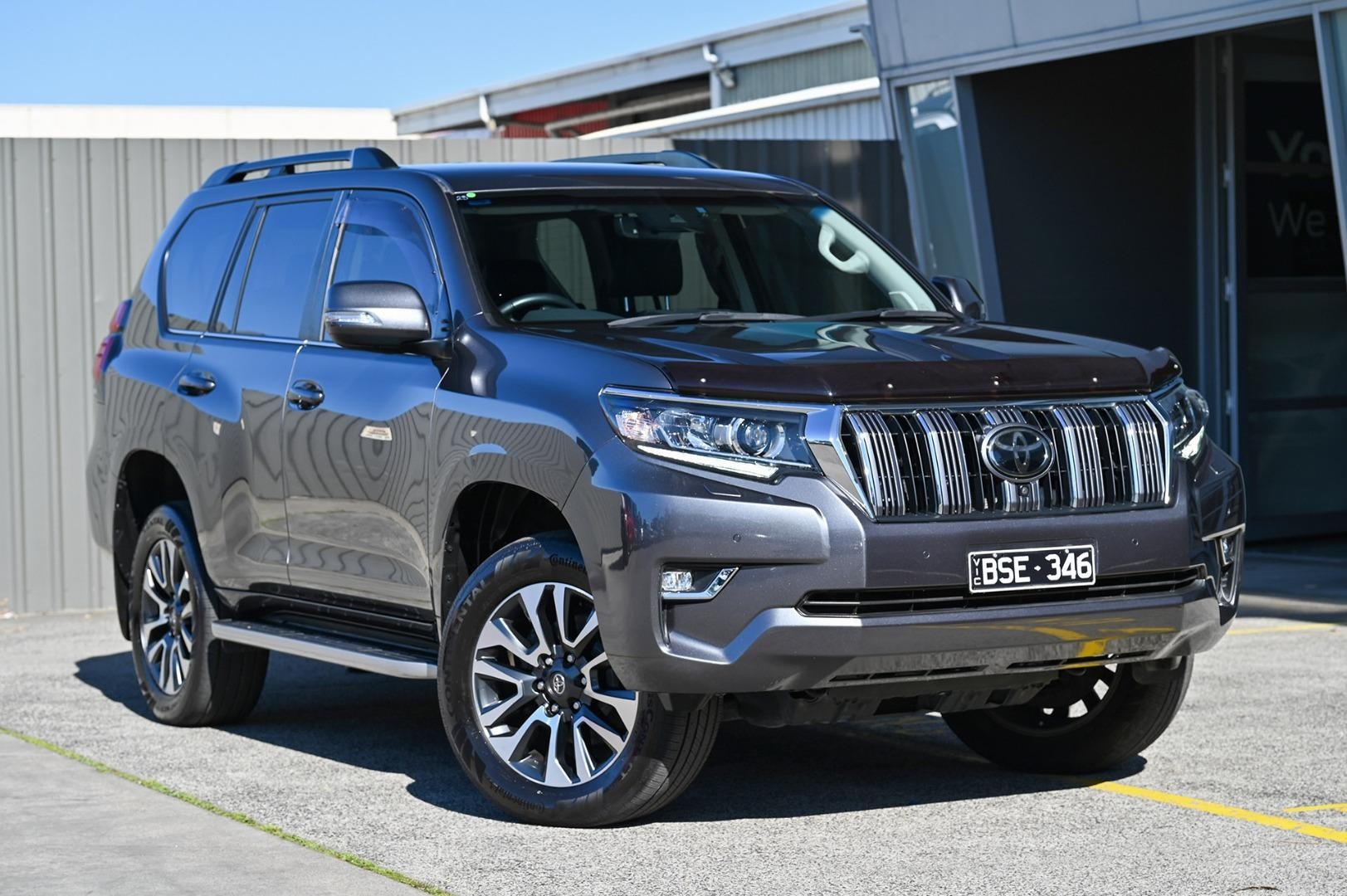 Toyota Landcruiser Prado image 1