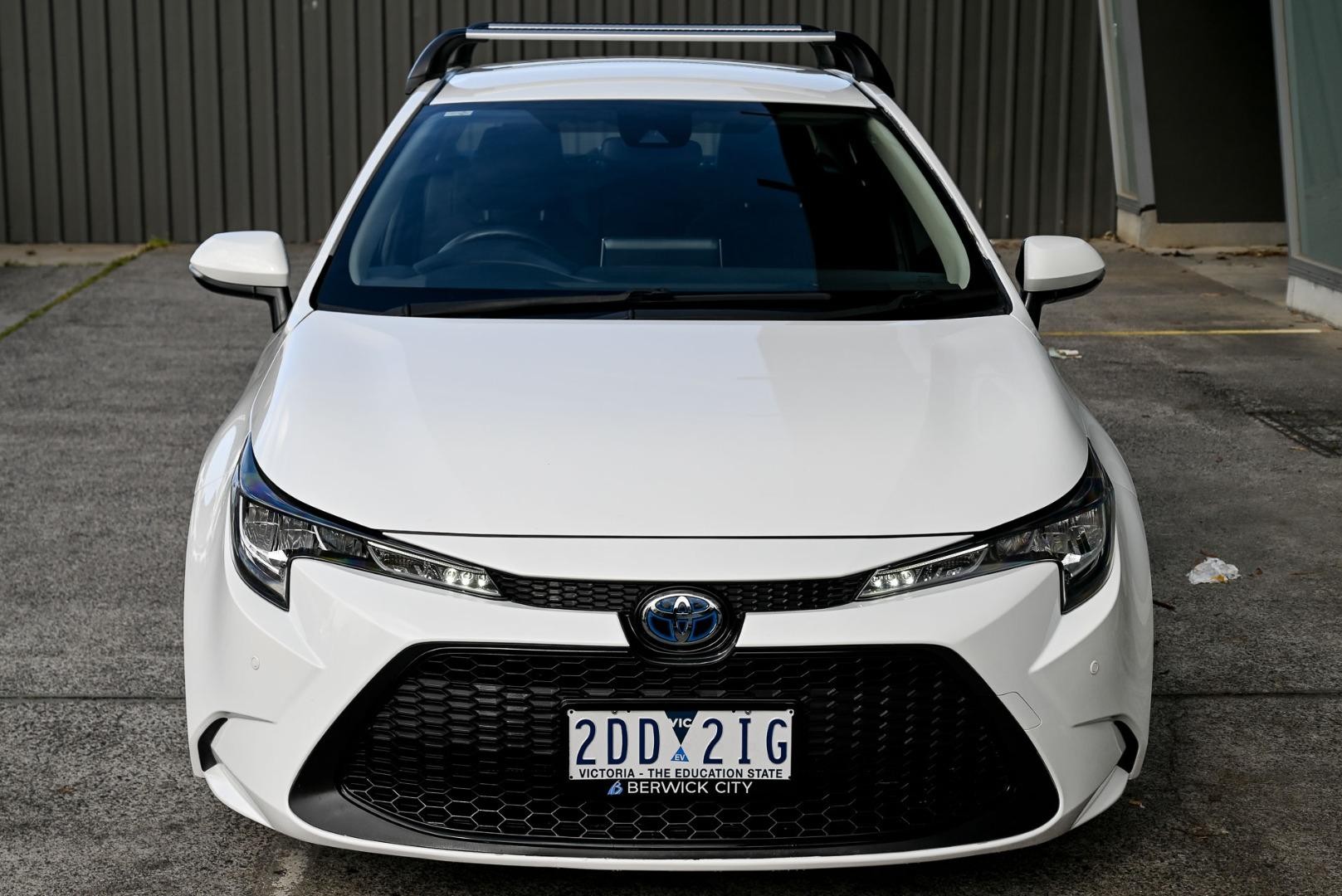 Toyota Corolla image 2