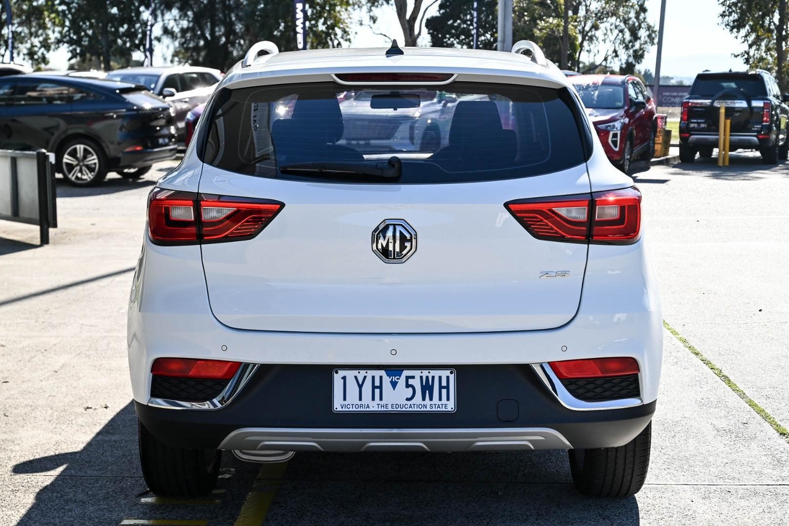 MG Zs image 4
