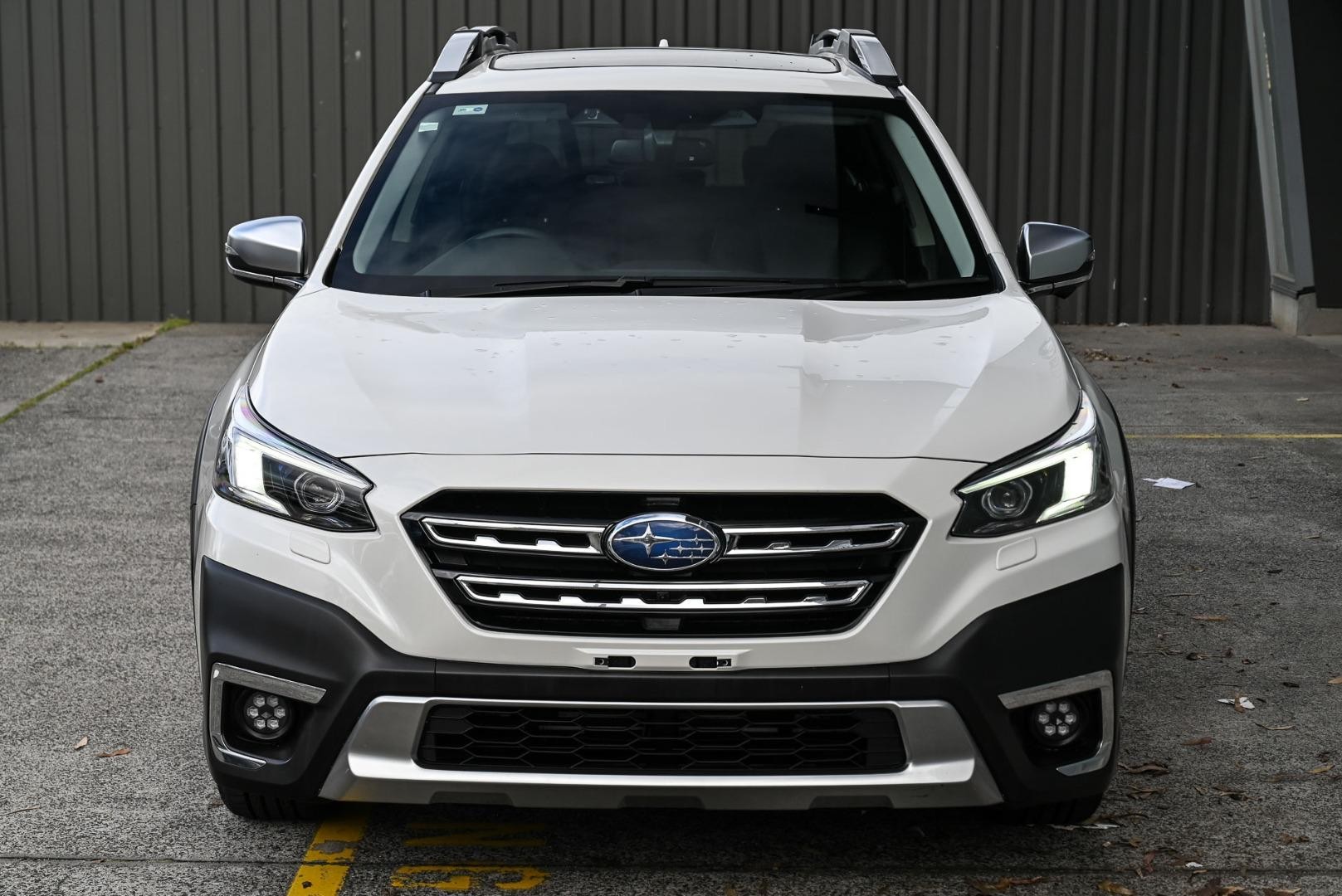 Subaru Outback image 2