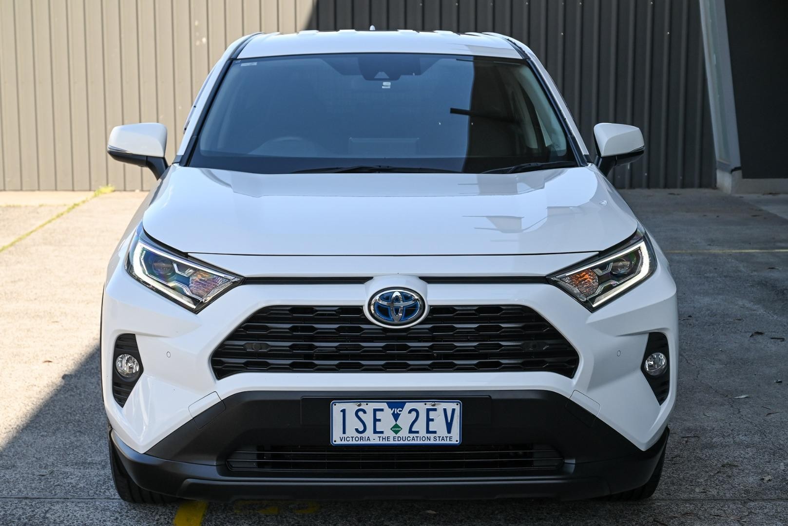 Toyota Rav4 image 2