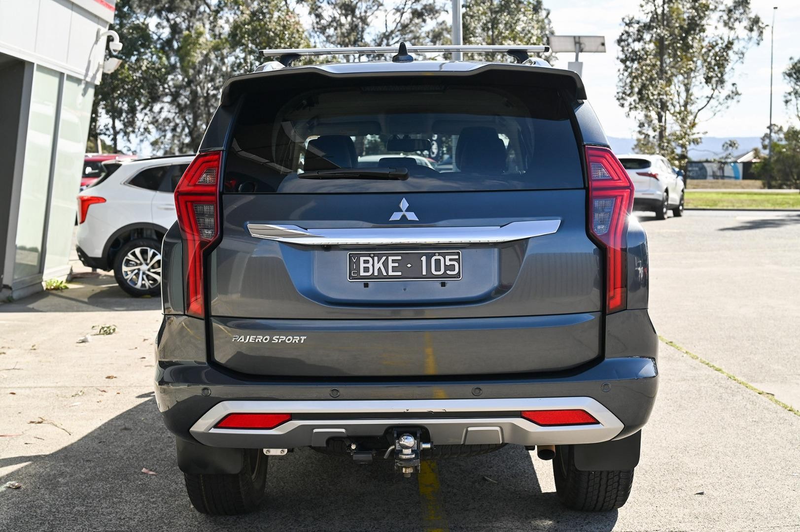 Mitsubishi Pajero Sport image 4
