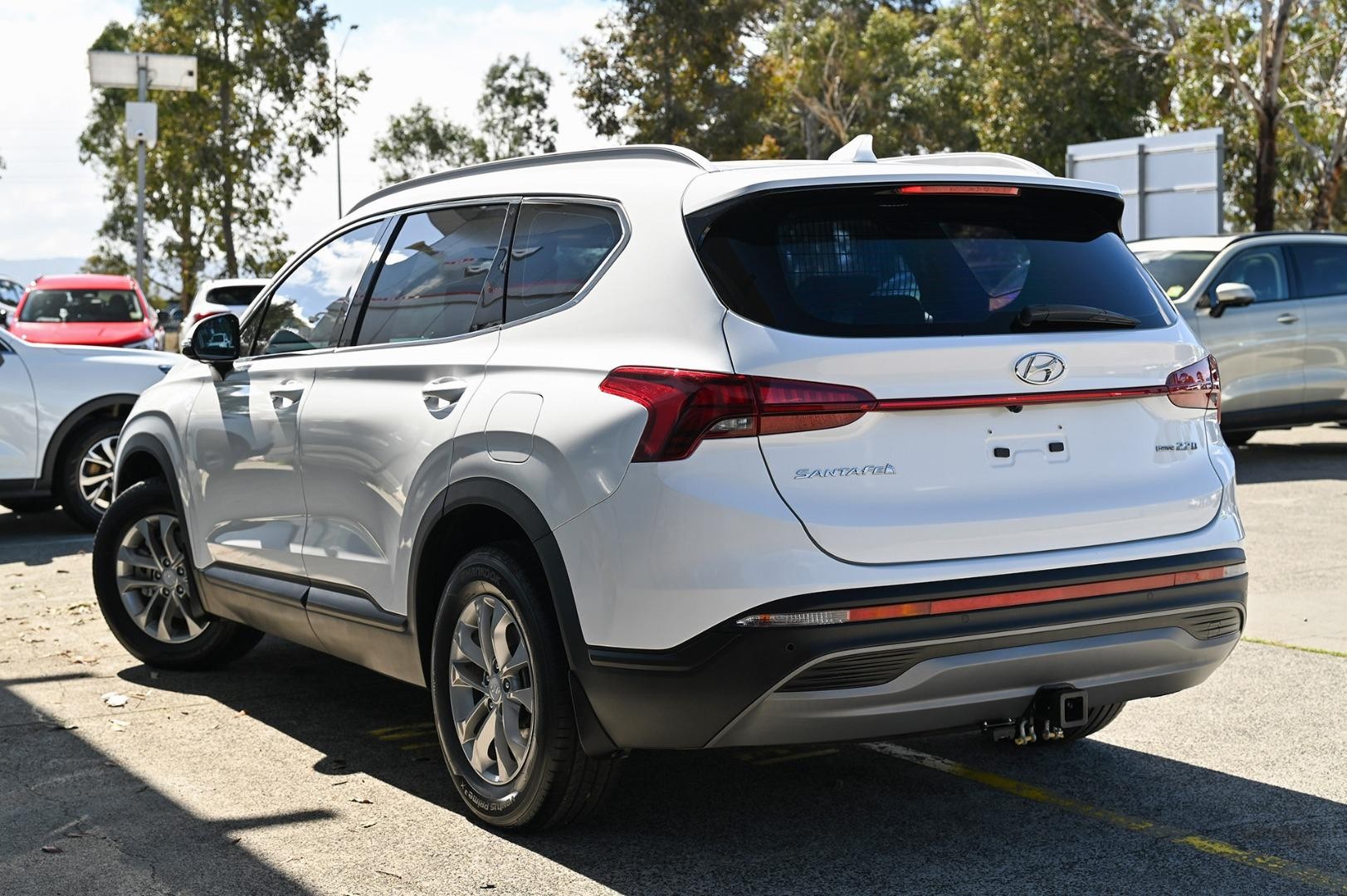 Hyundai Santa Fe image 3