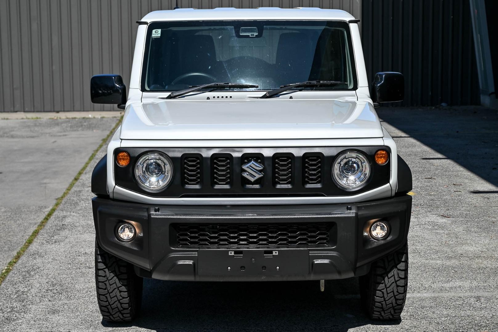 Suzuki Jimny image 2