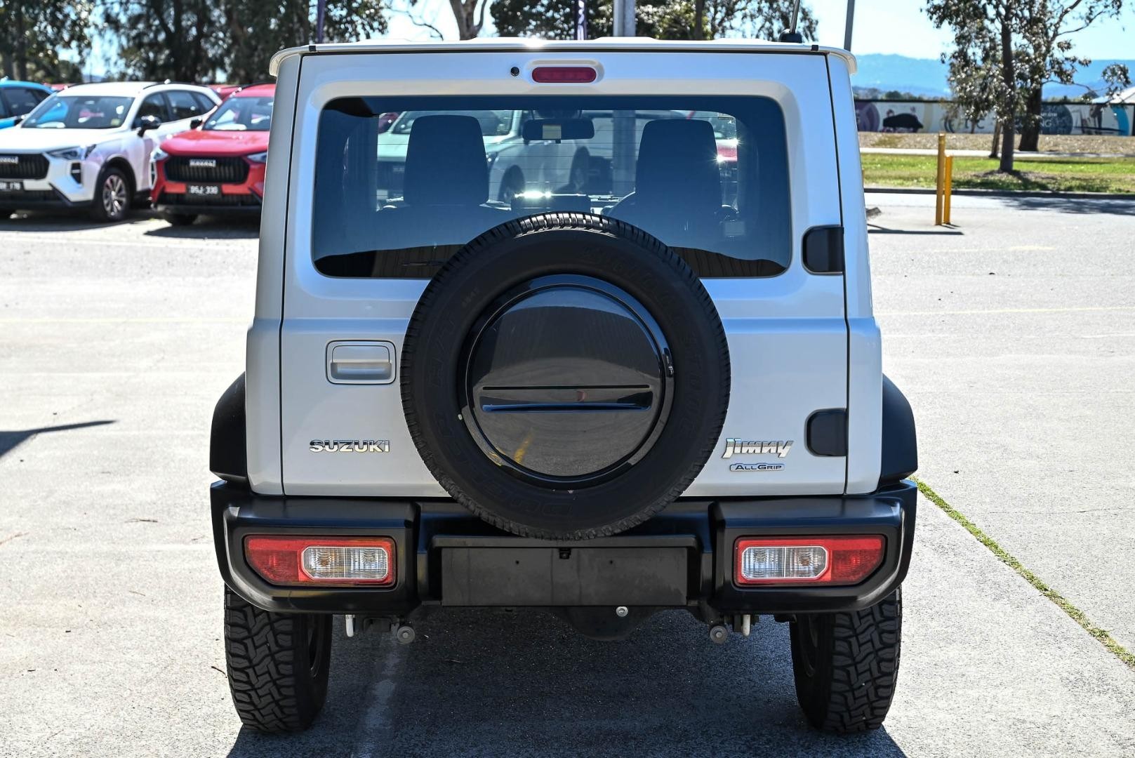 Suzuki Jimny image 4