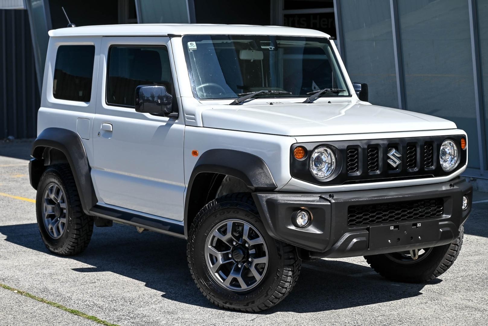Suzuki Jimny image 1