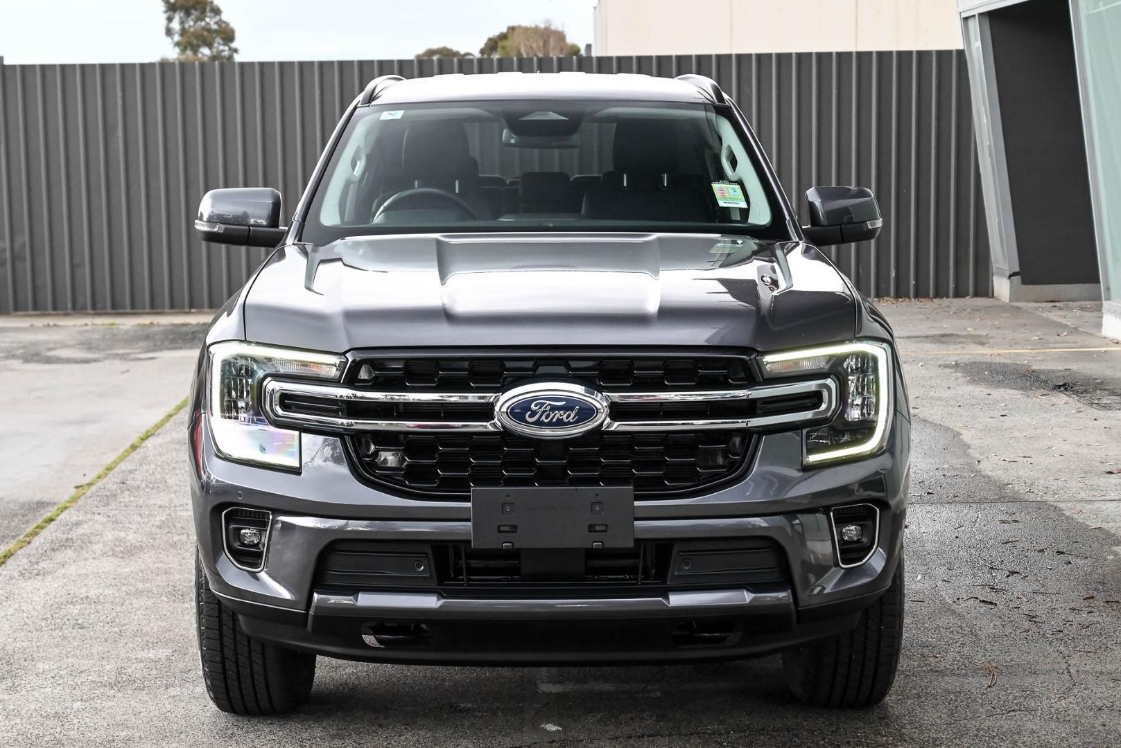 Ford Everest image 2
