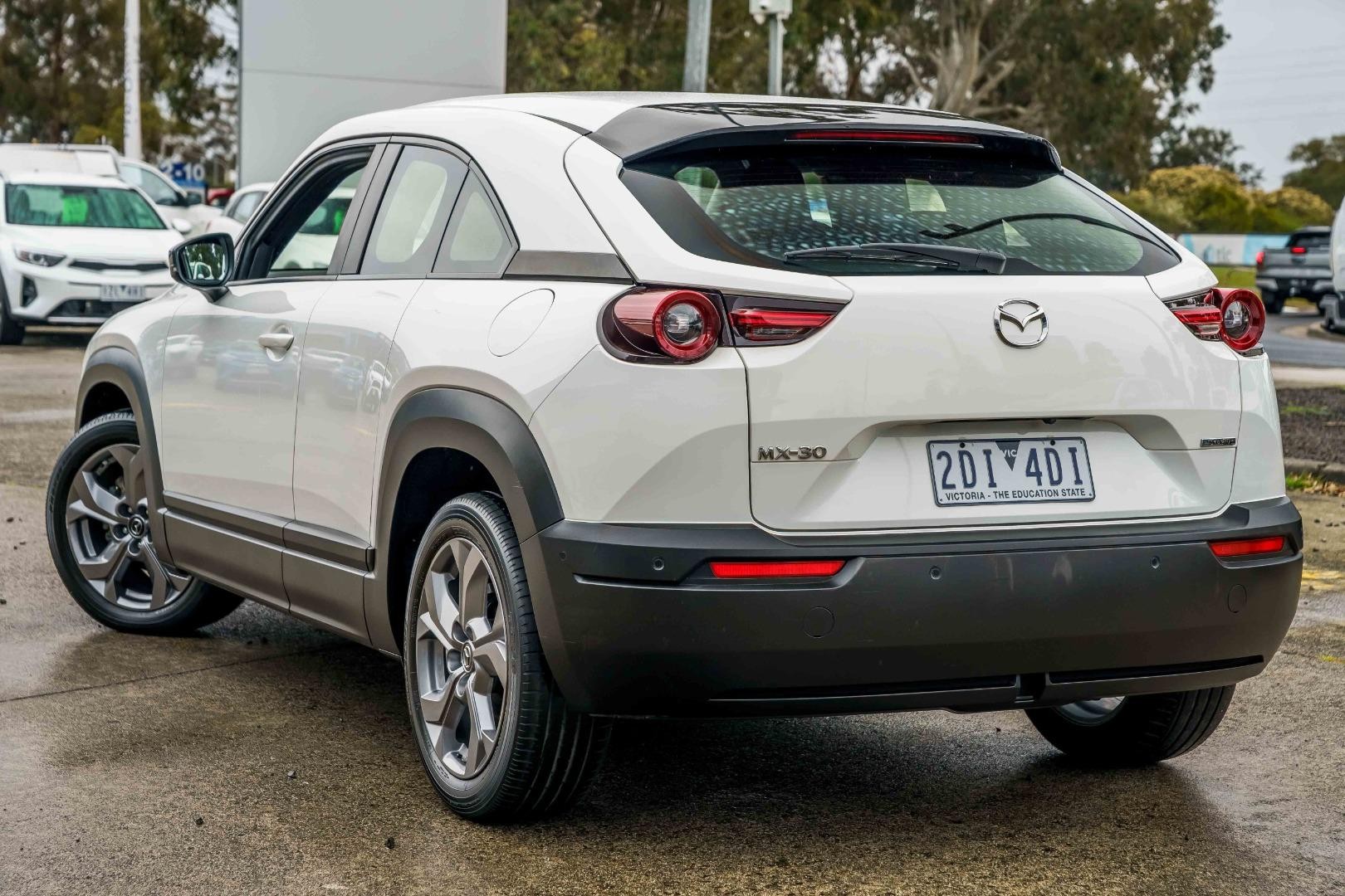 Mazda Mx-30 image 2