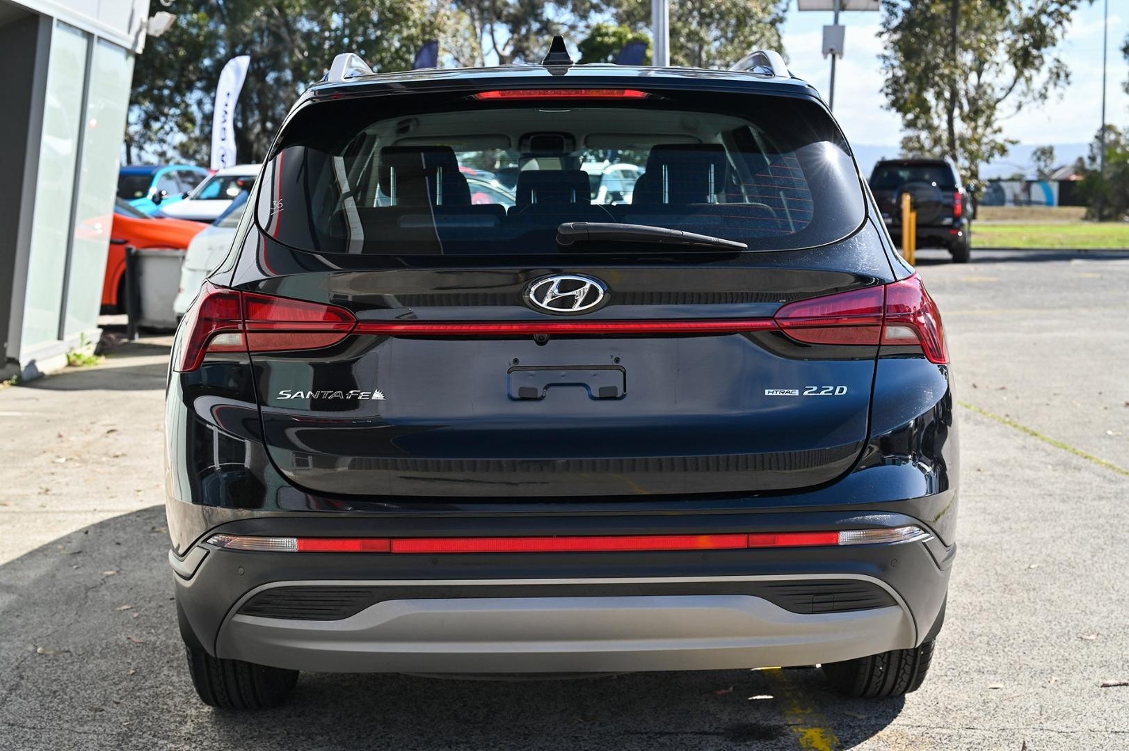 Hyundai Santa Fe image 4