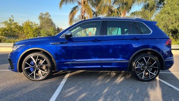 https://dvg-vehicle-assets.s3.amazonaws.com/147618/84r08qx5sdzjkiiu61fds6ave.jpg