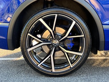 https://dvg-vehicle-assets.s3.amazonaws.com/147618/8wqduafotllg3gpcupnv27fzm.jpg