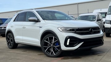 https://dvg-vehicle-assets.s3.amazonaws.com/161342/6wzelm4cvln3n6dujg133hdjo.jpg