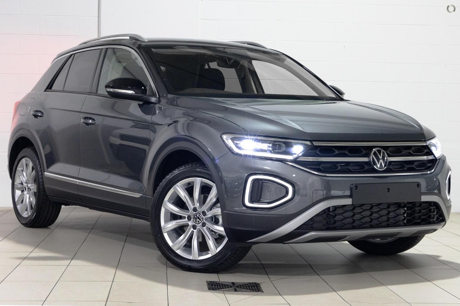 Volkswagen T-roc image 1