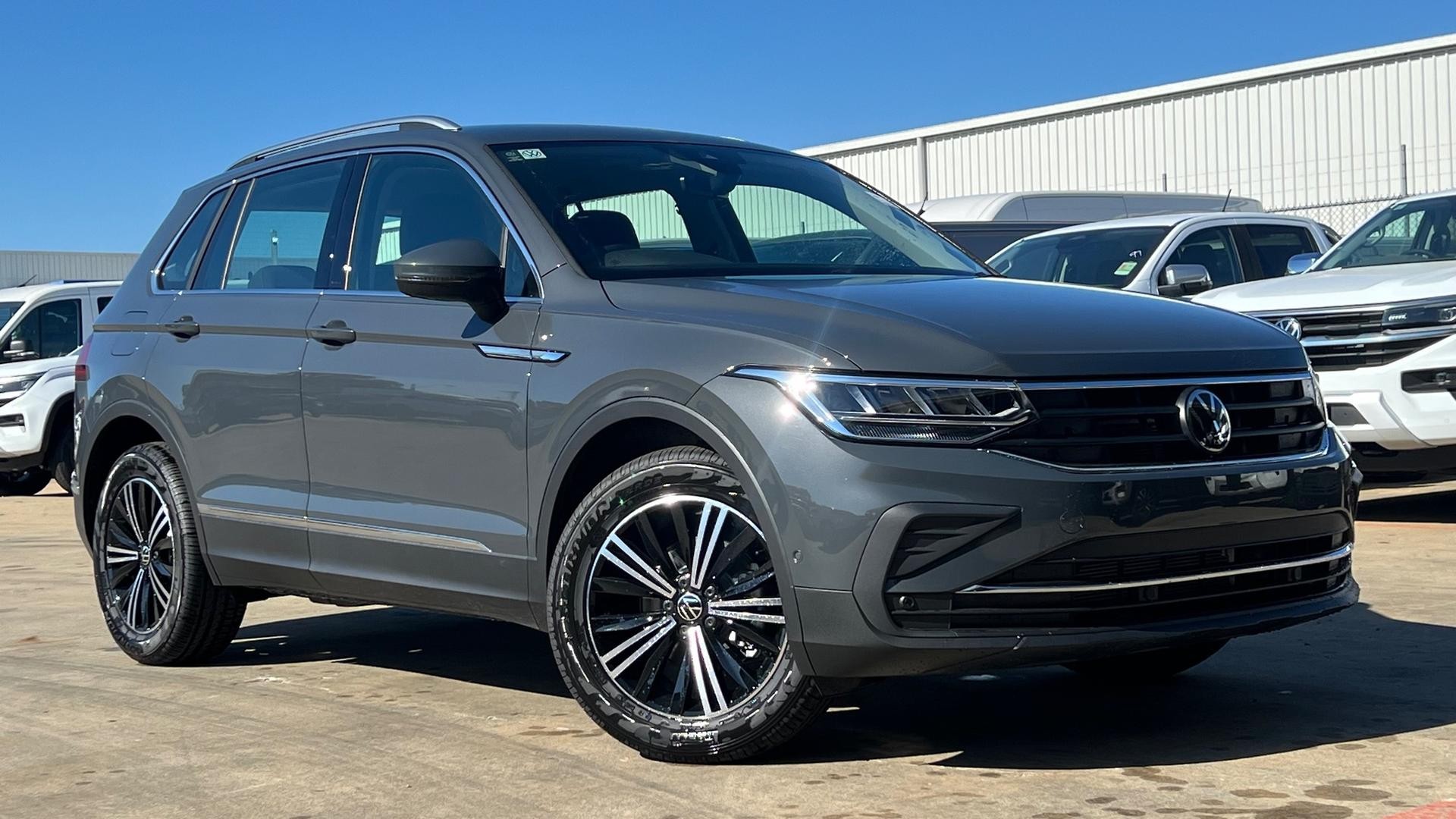 Volkswagen Tiguan image 1