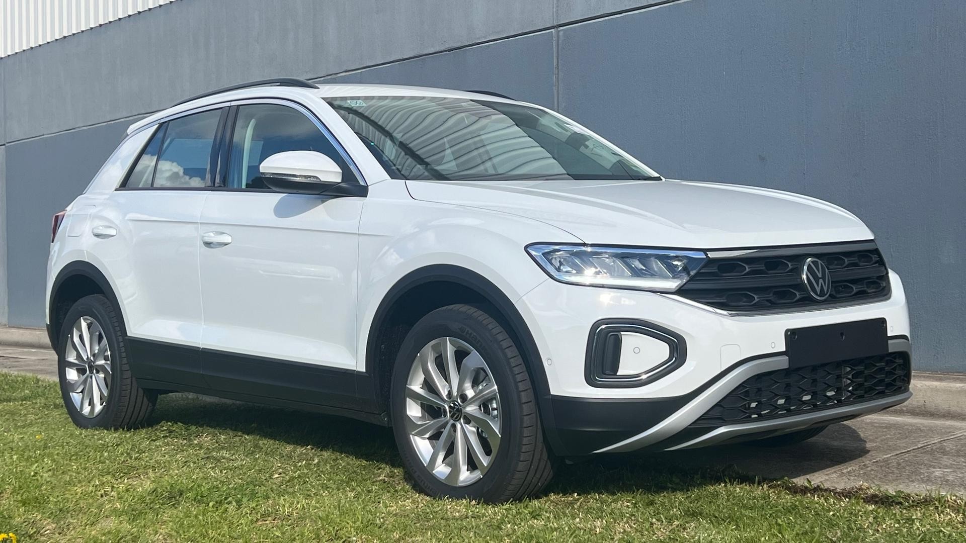 Volkswagen T-roc image 2