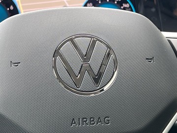 https://dvg-vehicle-assets.s3.amazonaws.com/180592/2eke8ja5e00wei55lgkm5e6ra.jpg