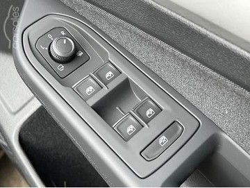 https://dvg-vehicle-assets.s3.amazonaws.com/180592/5g9kvs1k90c0mw8yq5de2ixhe.jpg