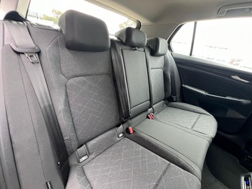 https://dvg-vehicle-assets.s3.amazonaws.com/180592/e5jbpemybbp4pb6dmq1ooyhho.jpg