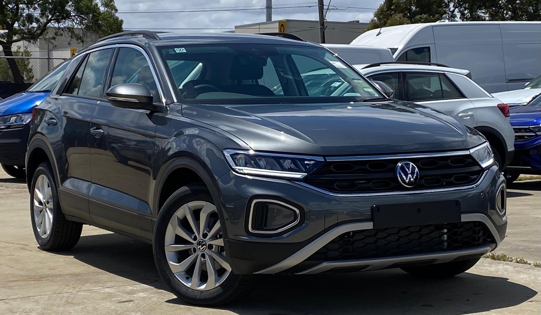 Volkswagen T-roc image 1