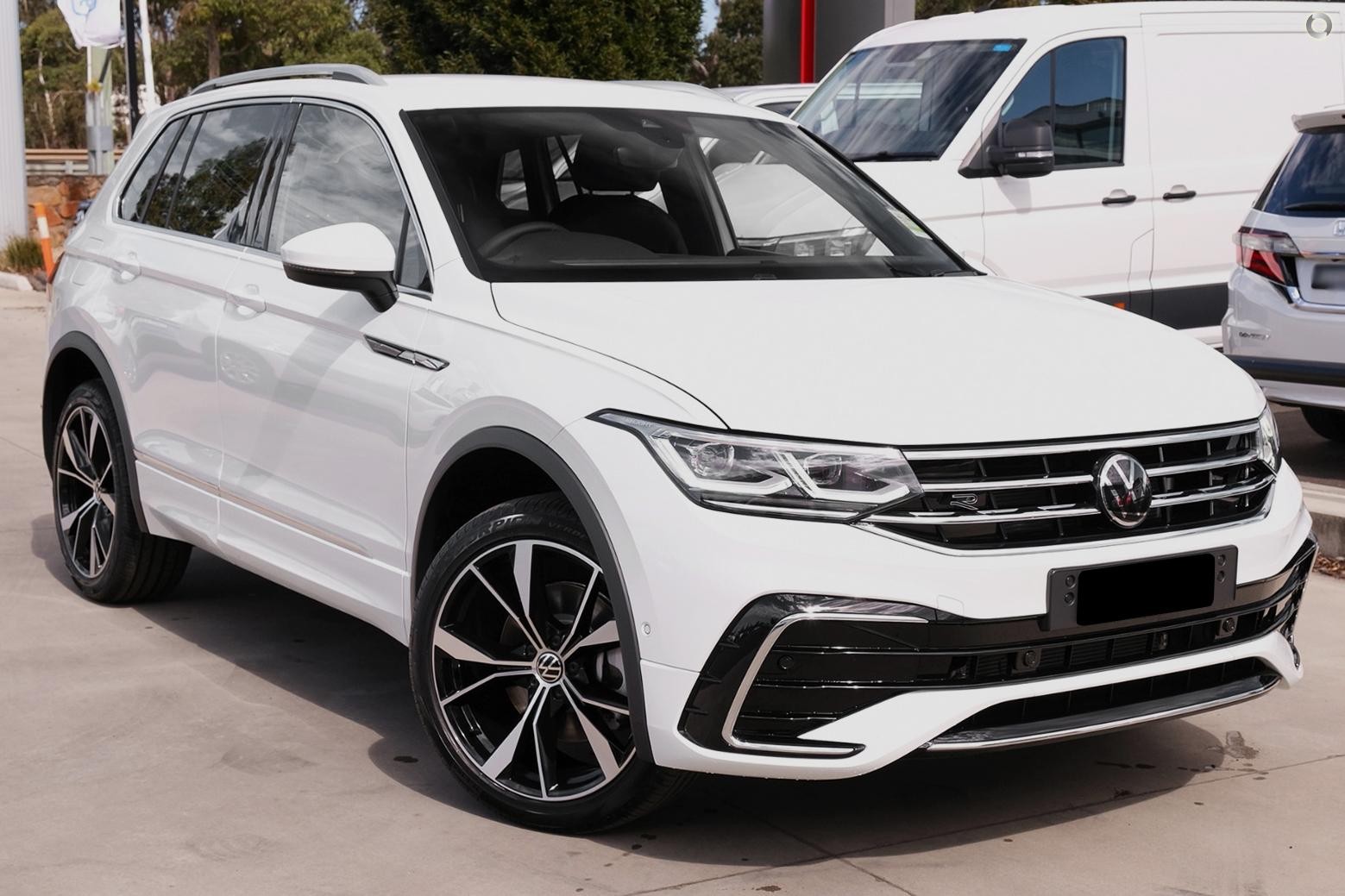 Volkswagen Tiguan image 1