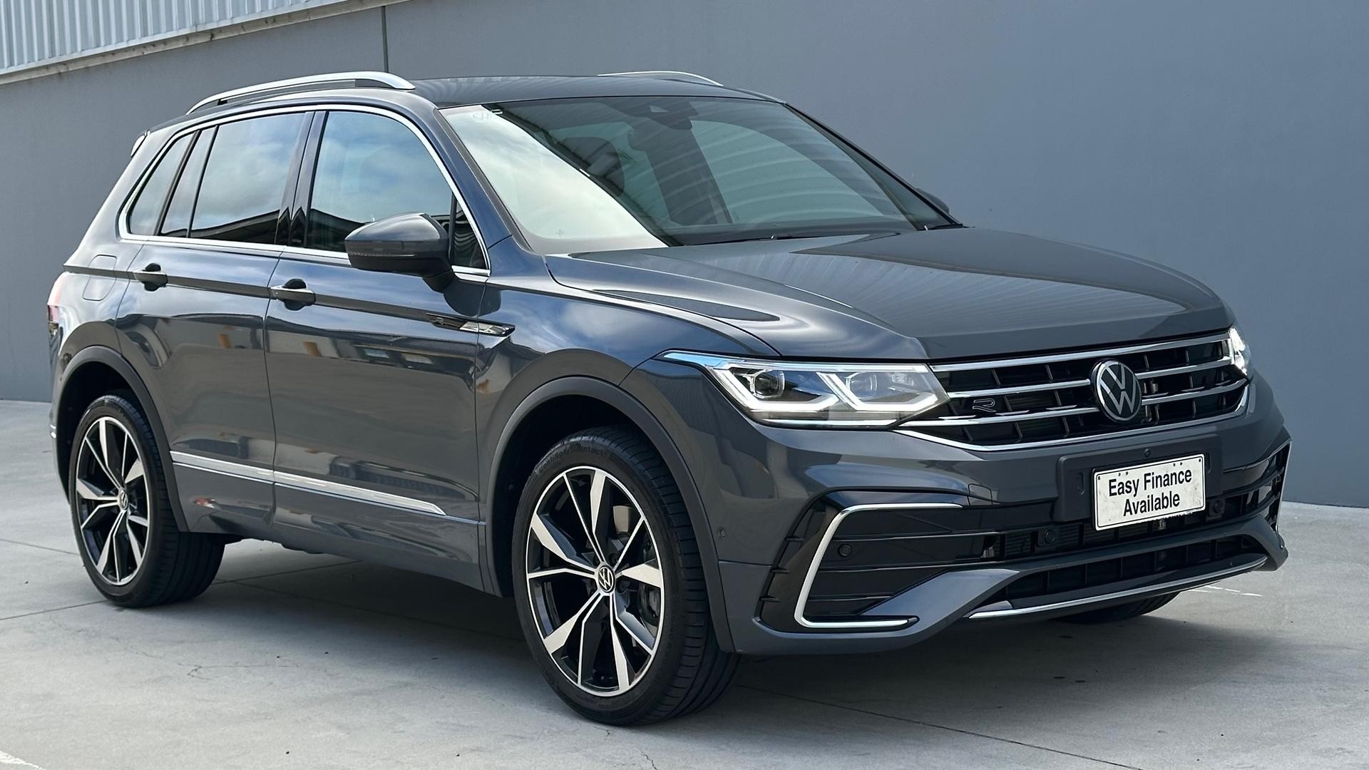 Volkswagen Tiguan image 2