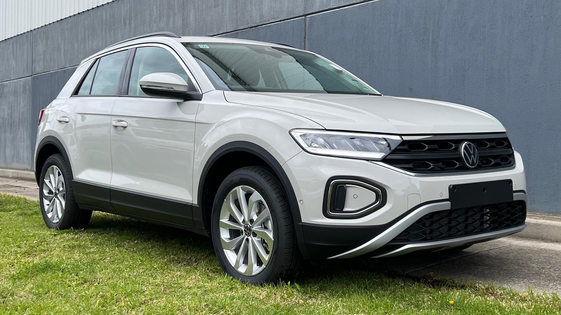 Volkswagen T-roc image 2