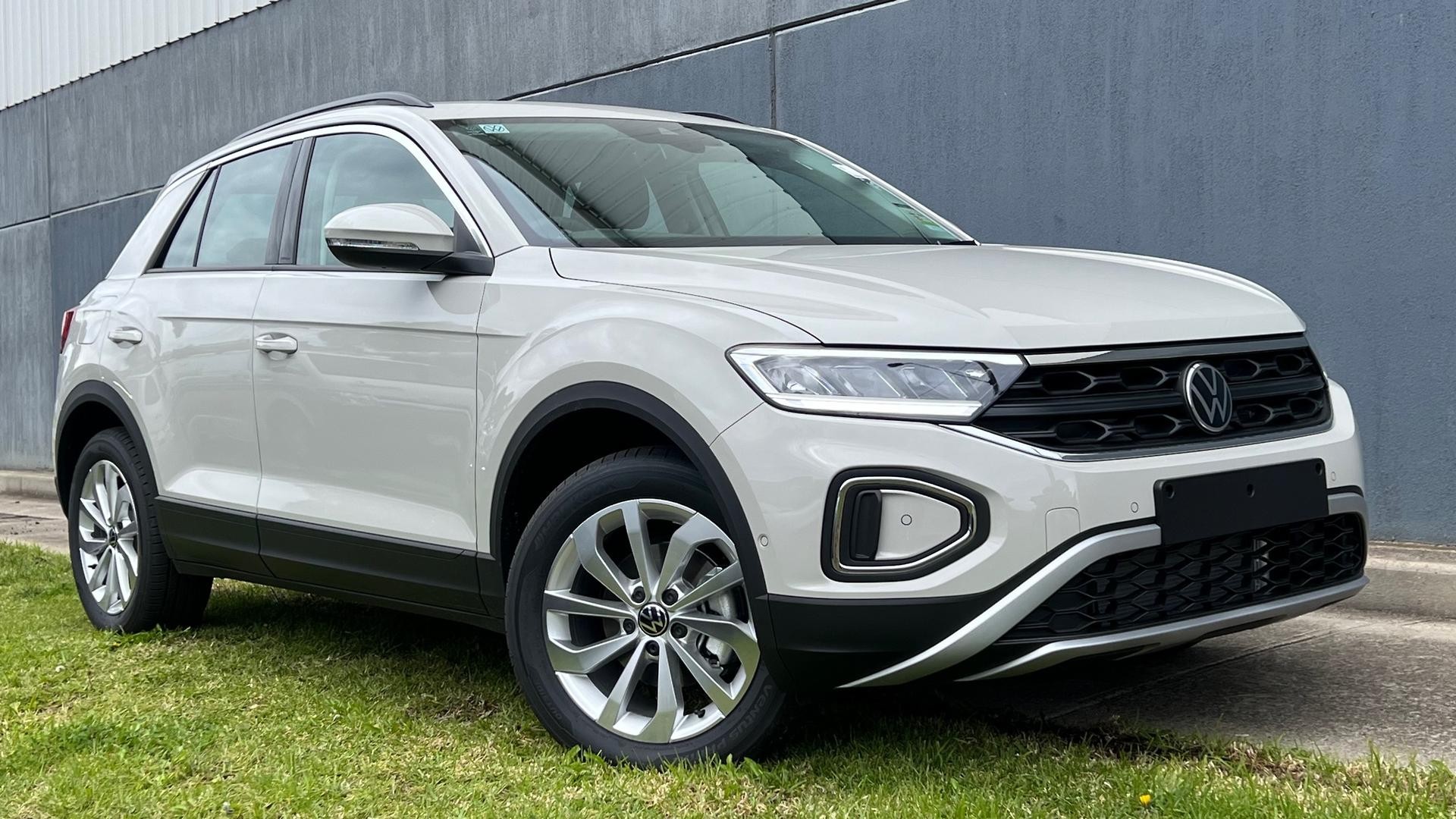 Volkswagen T-roc image 1