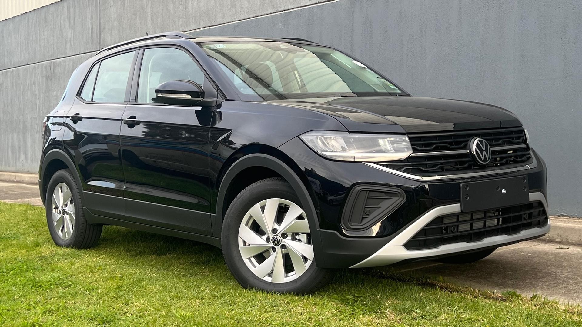 Volkswagen T-cross image 1