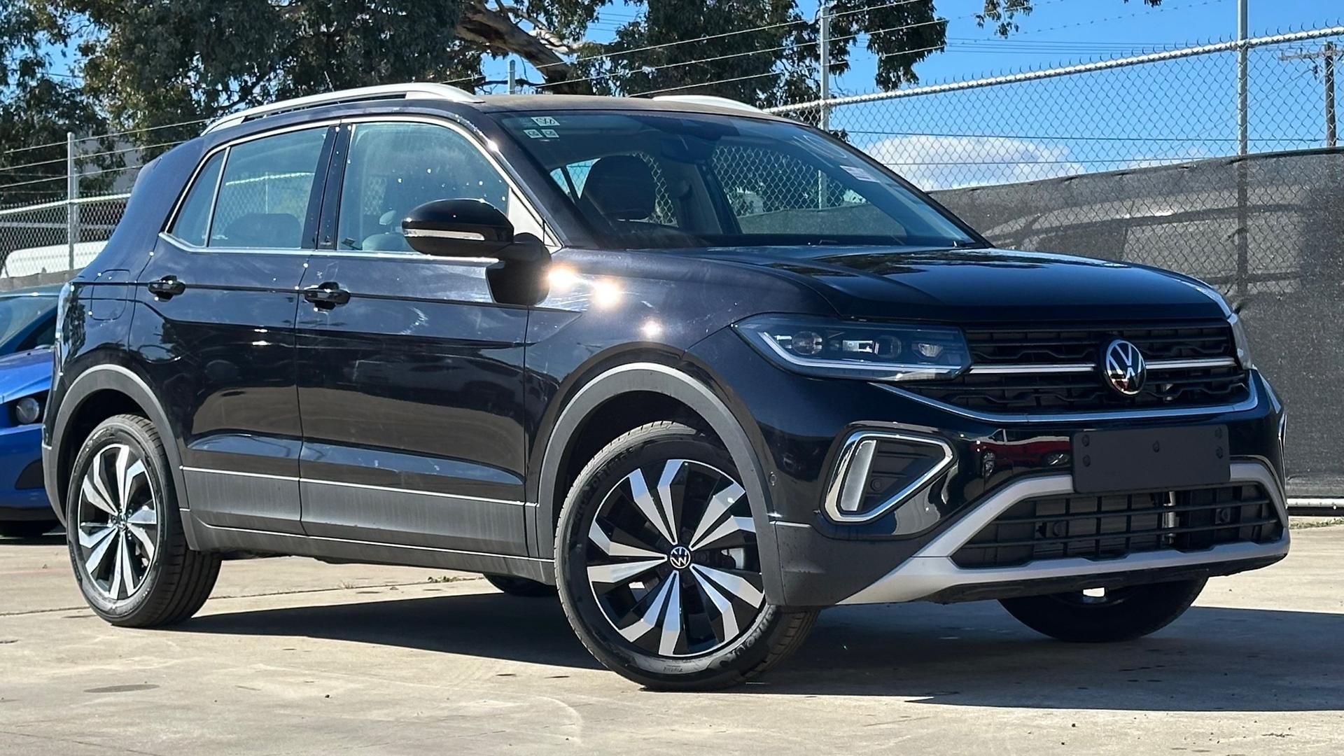 Volkswagen T-cross image 1