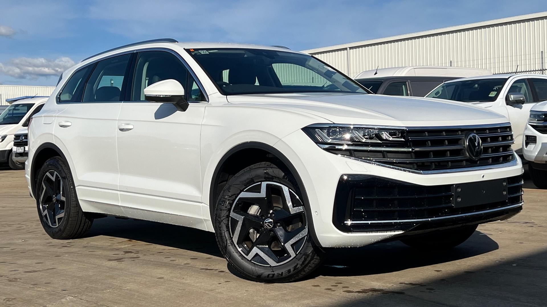 Volkswagen Touareg image 1