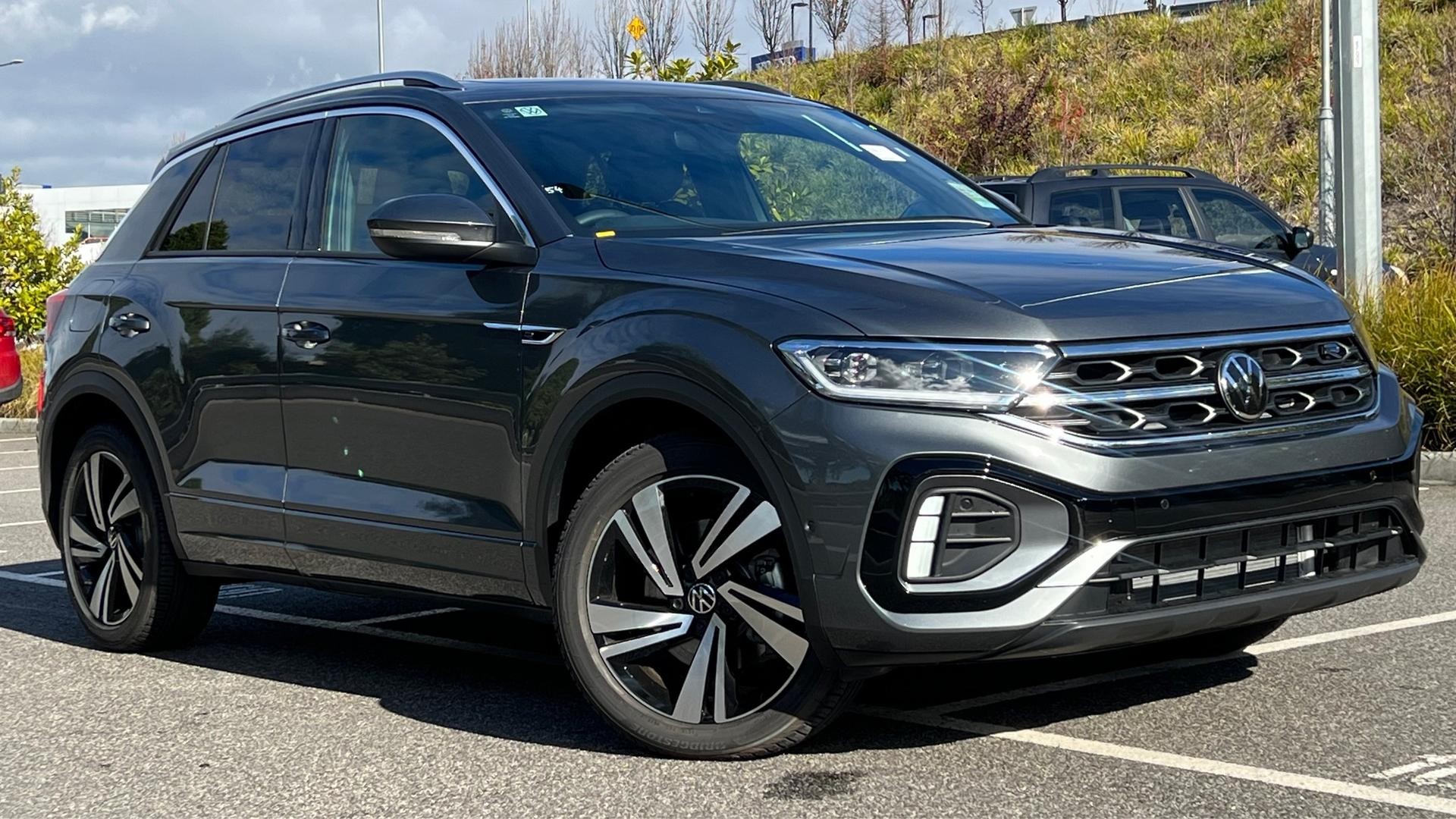 Volkswagen T-roc image 1