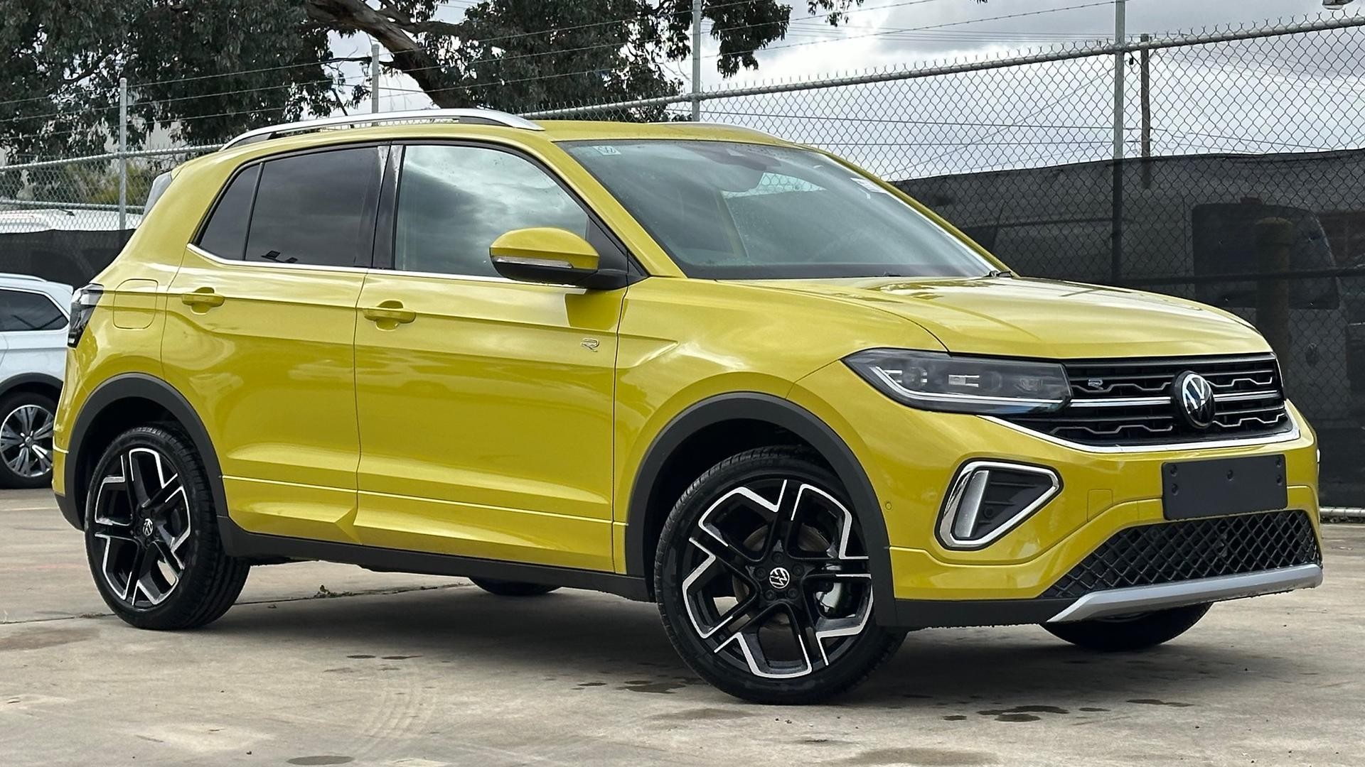 Volkswagen T-cross image 1