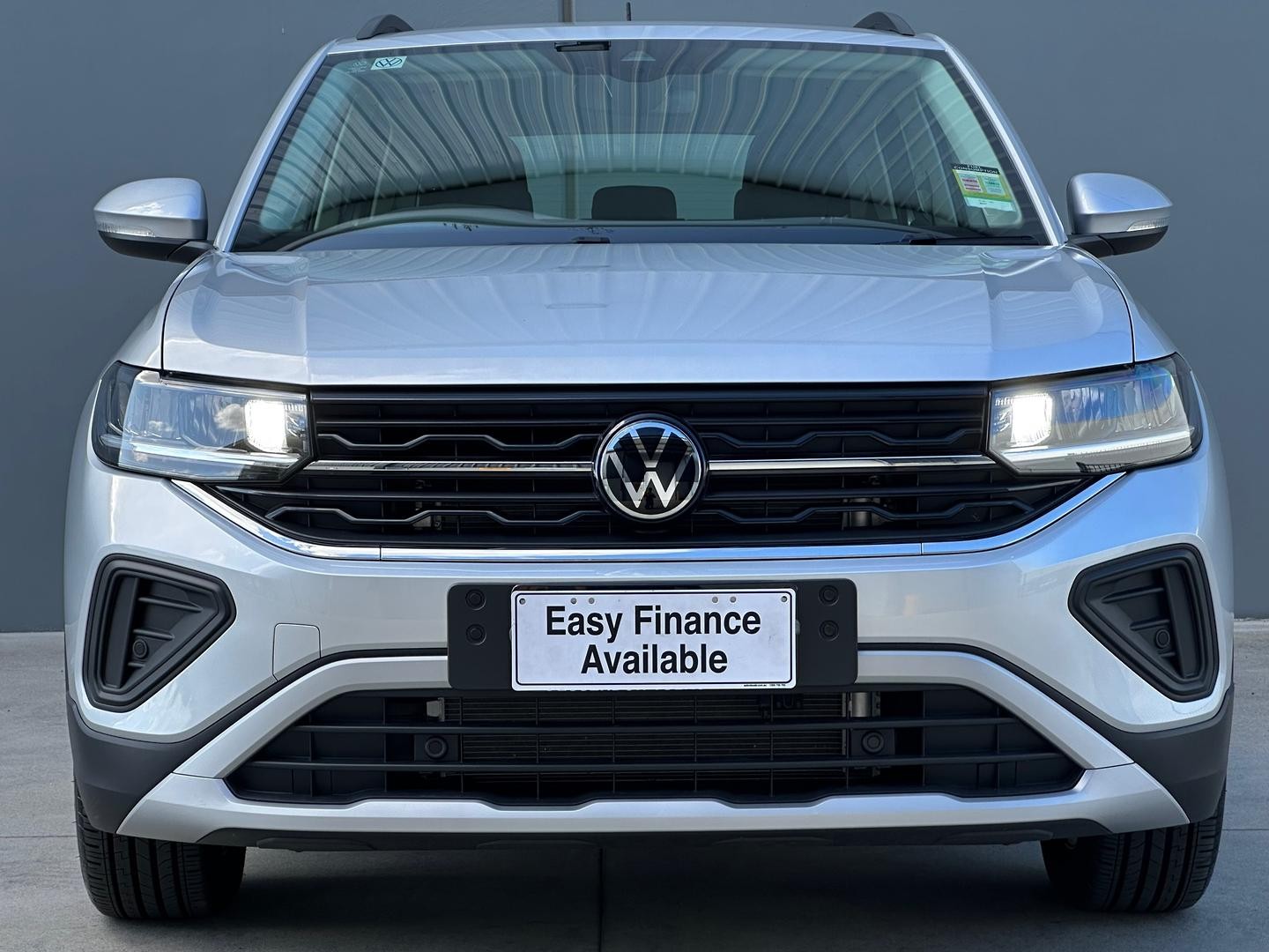 Volkswagen T-cross image 3