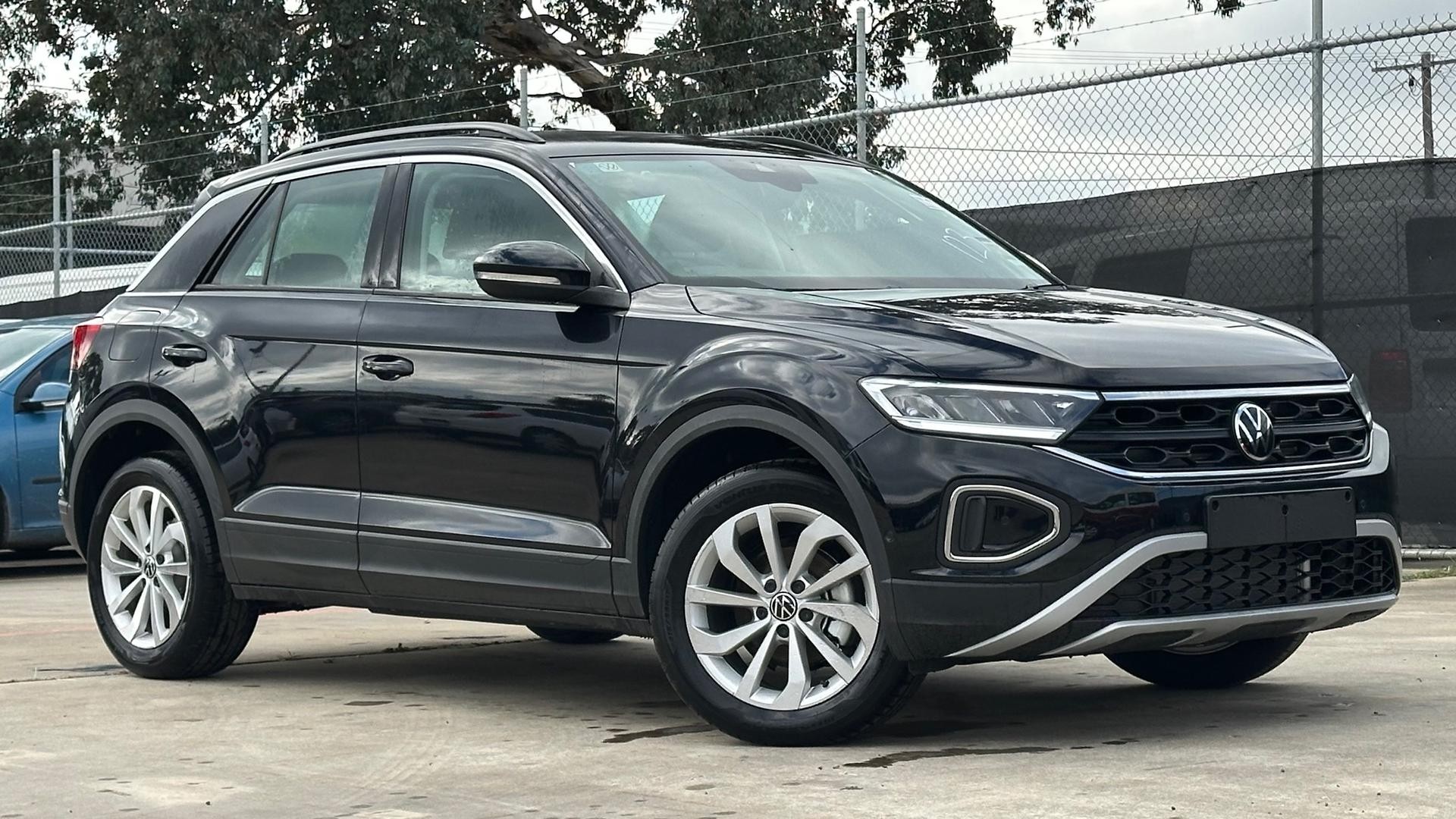 Volkswagen T-roc image 1
