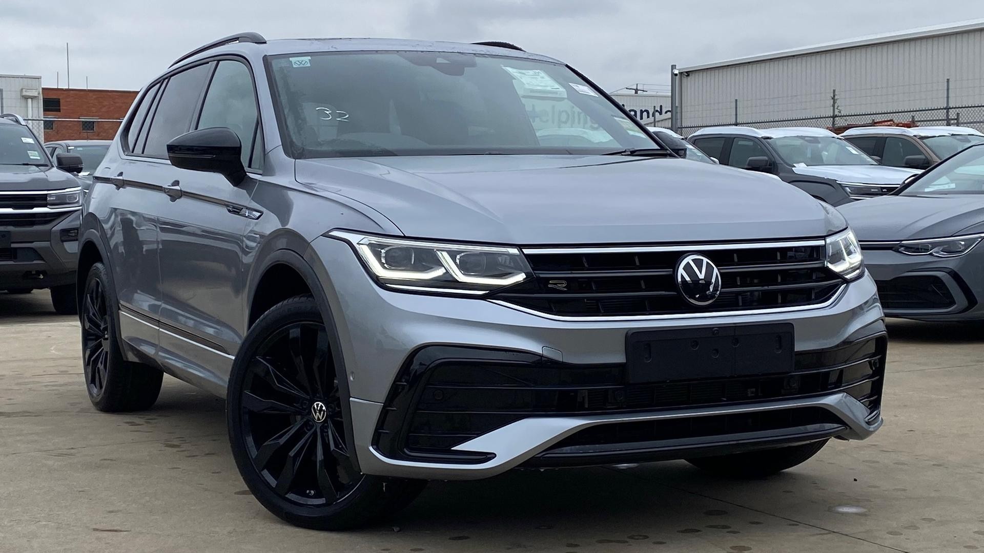 Volkswagen Tiguan image 1