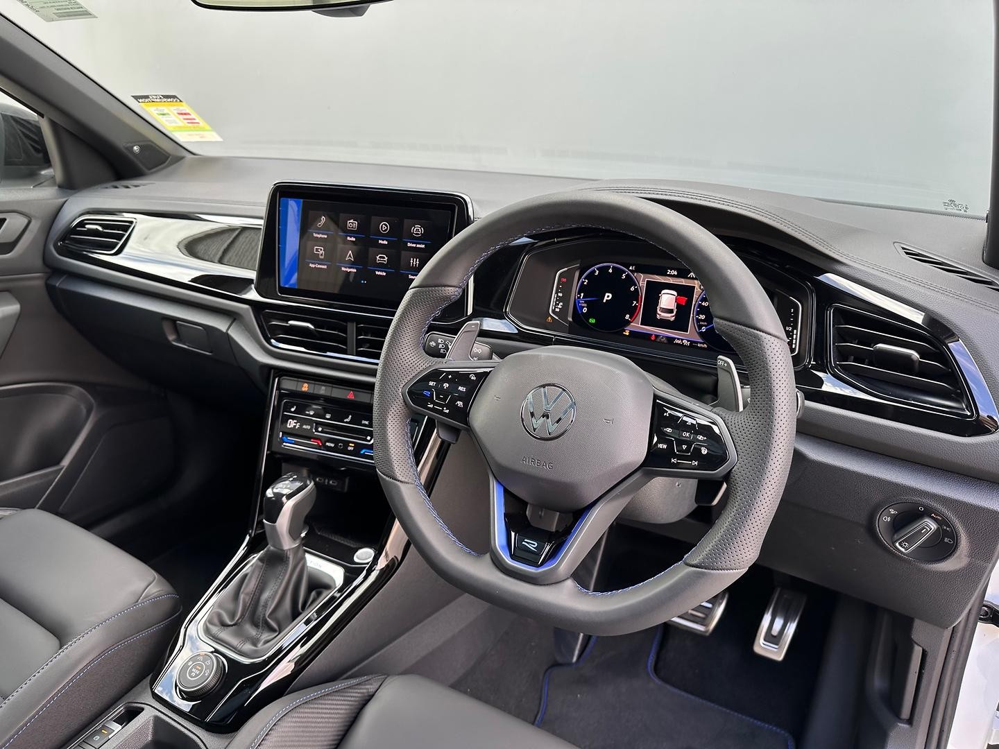 Volkswagen T-roc image 4