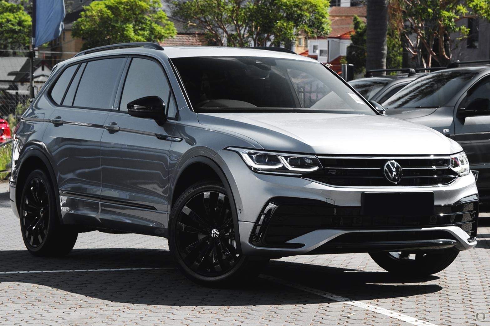Volkswagen Tiguan image 1
