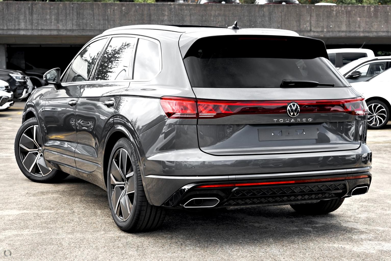 Volkswagen Touareg image 4