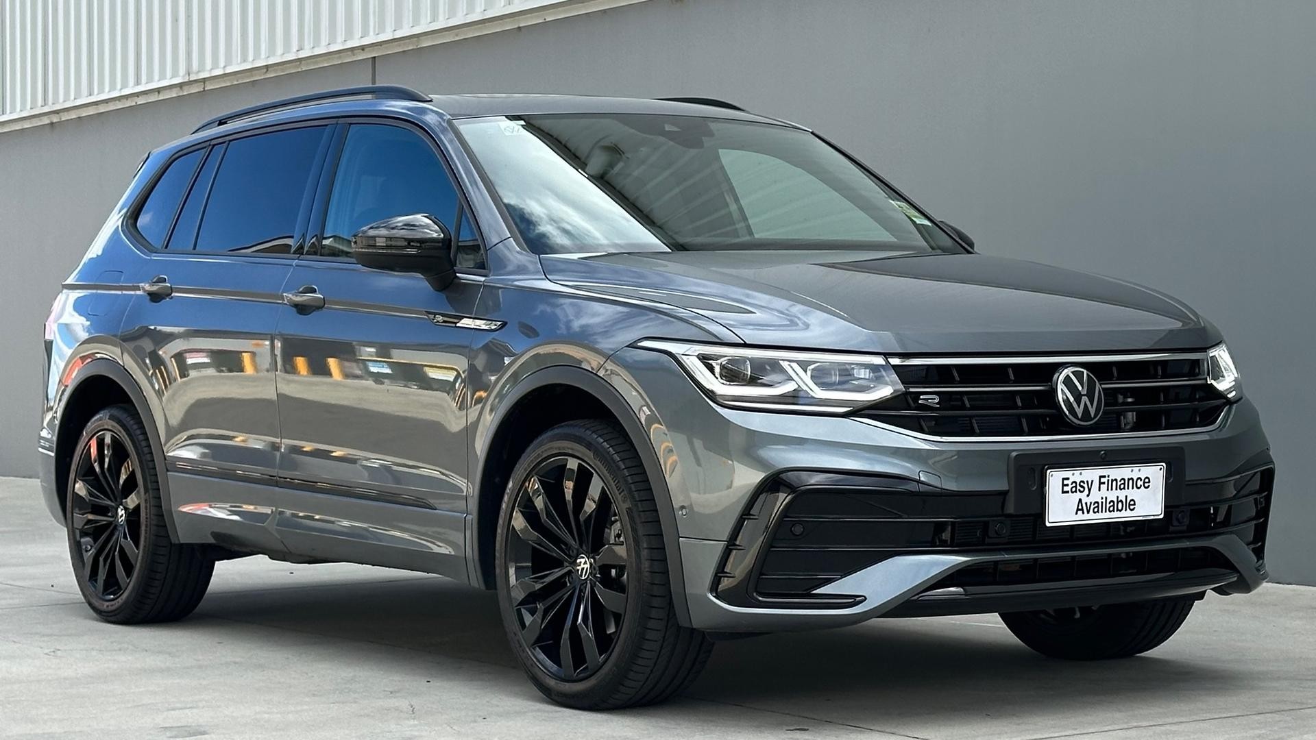 Volkswagen Tiguan image 2
