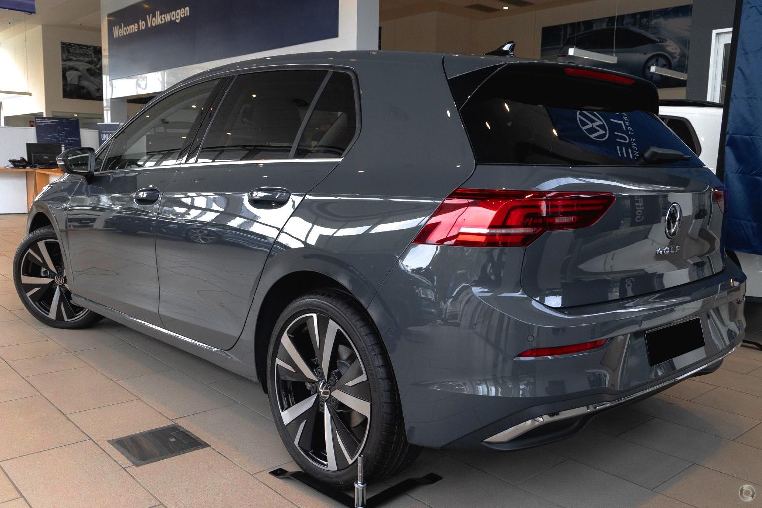 Volkswagen Golf image 3