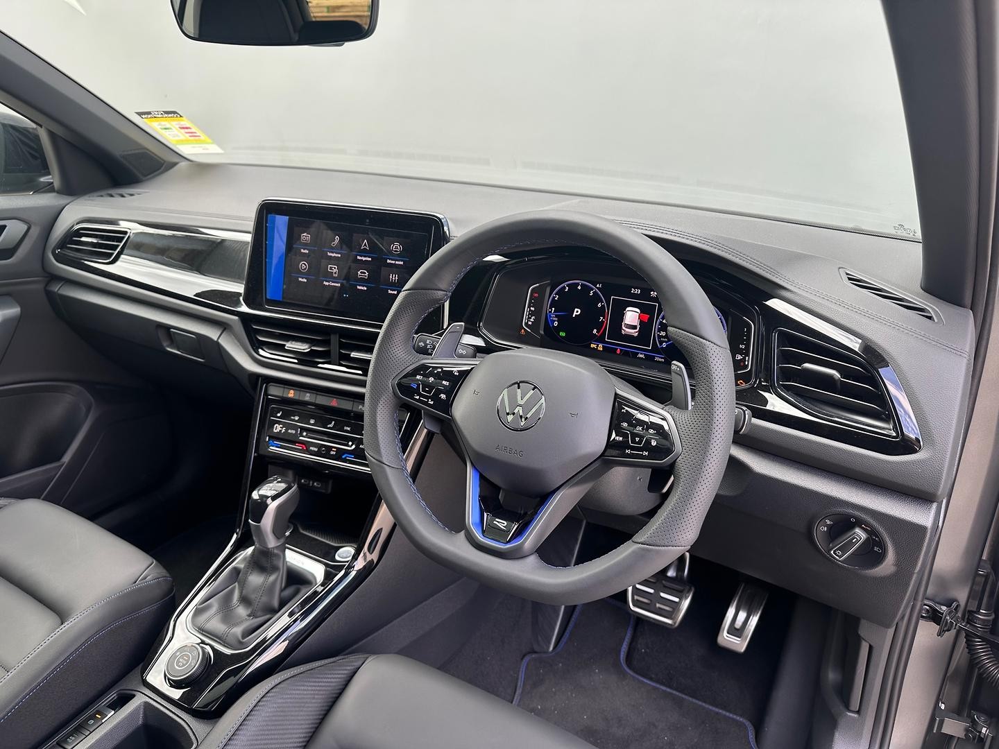 Volkswagen T-roc image 4