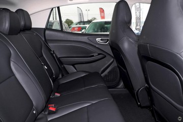 https://dvg-vehicle-assets.s3.amazonaws.com/199105/jottanjbv50tszxfcuwc19cq4.jpg