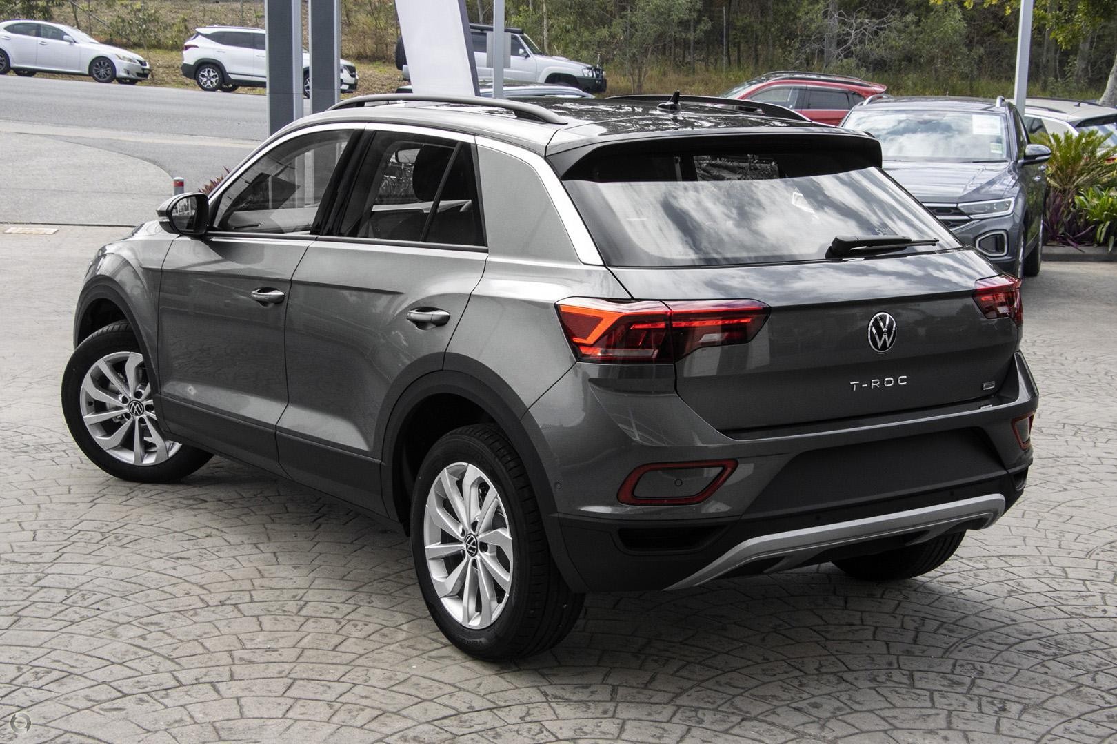 Volkswagen T-roc image 4