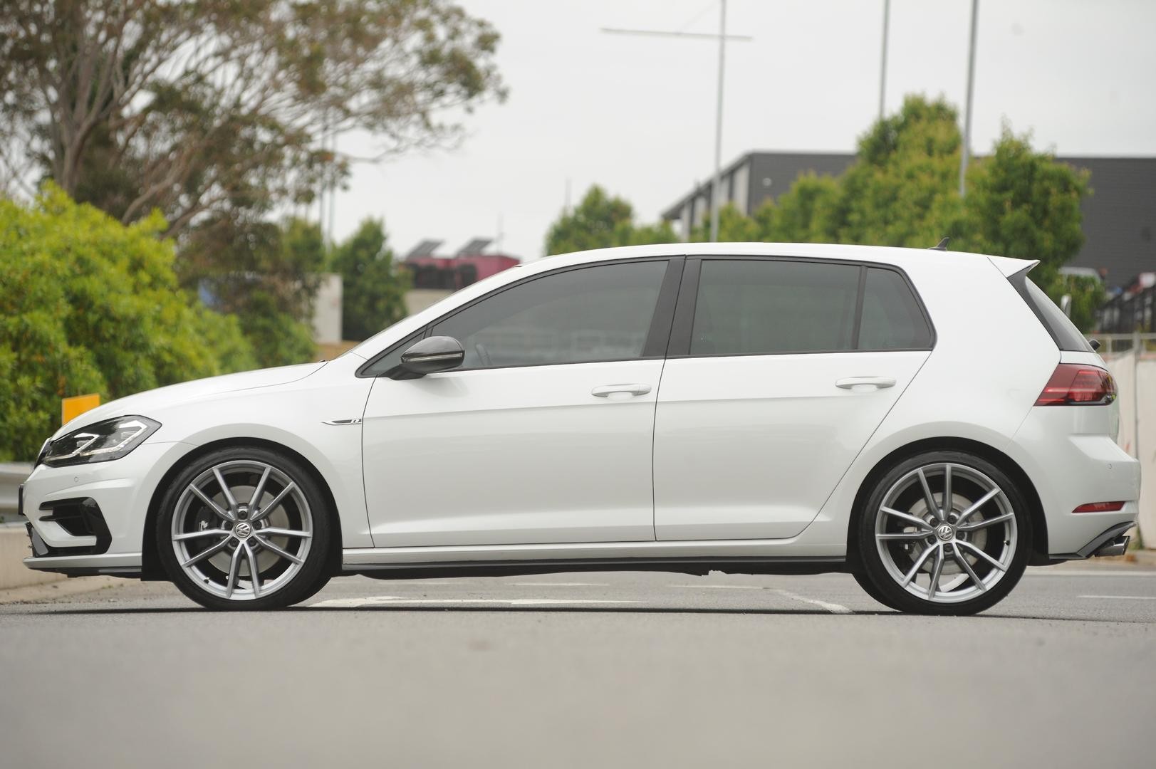 Volkswagen Golf image 2