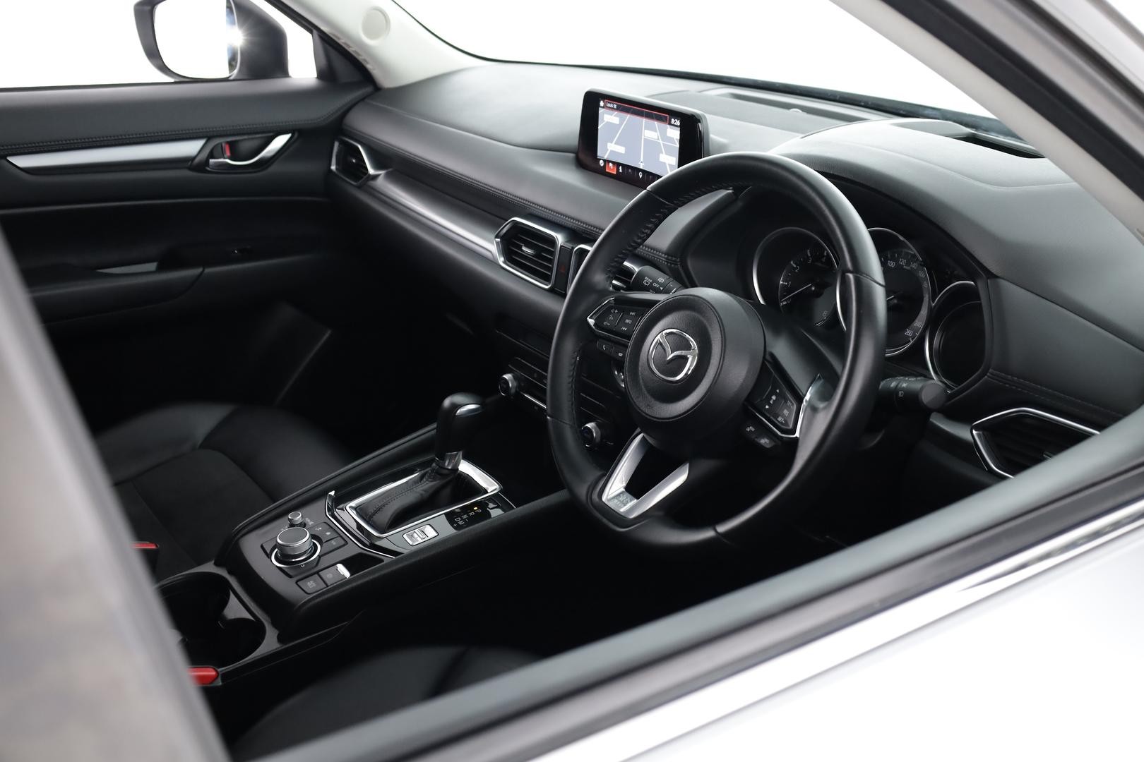 Mazda Cx-5 image 4