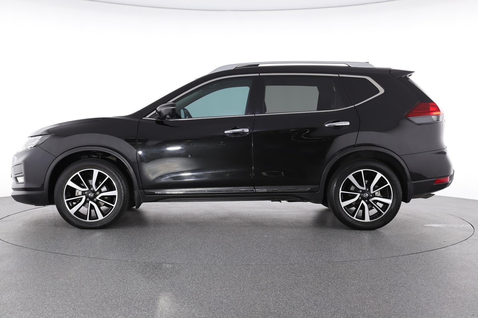 Nissan X-trail image 3