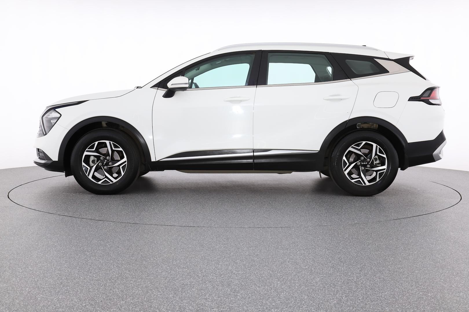 Kia Sportage image 3