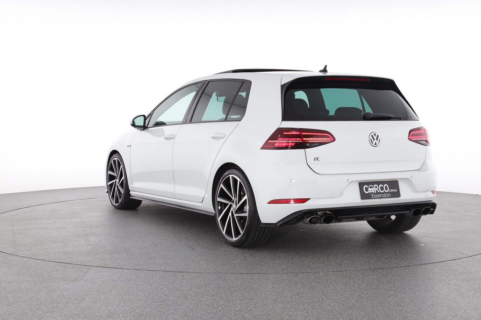 Volkswagen Golf image 4