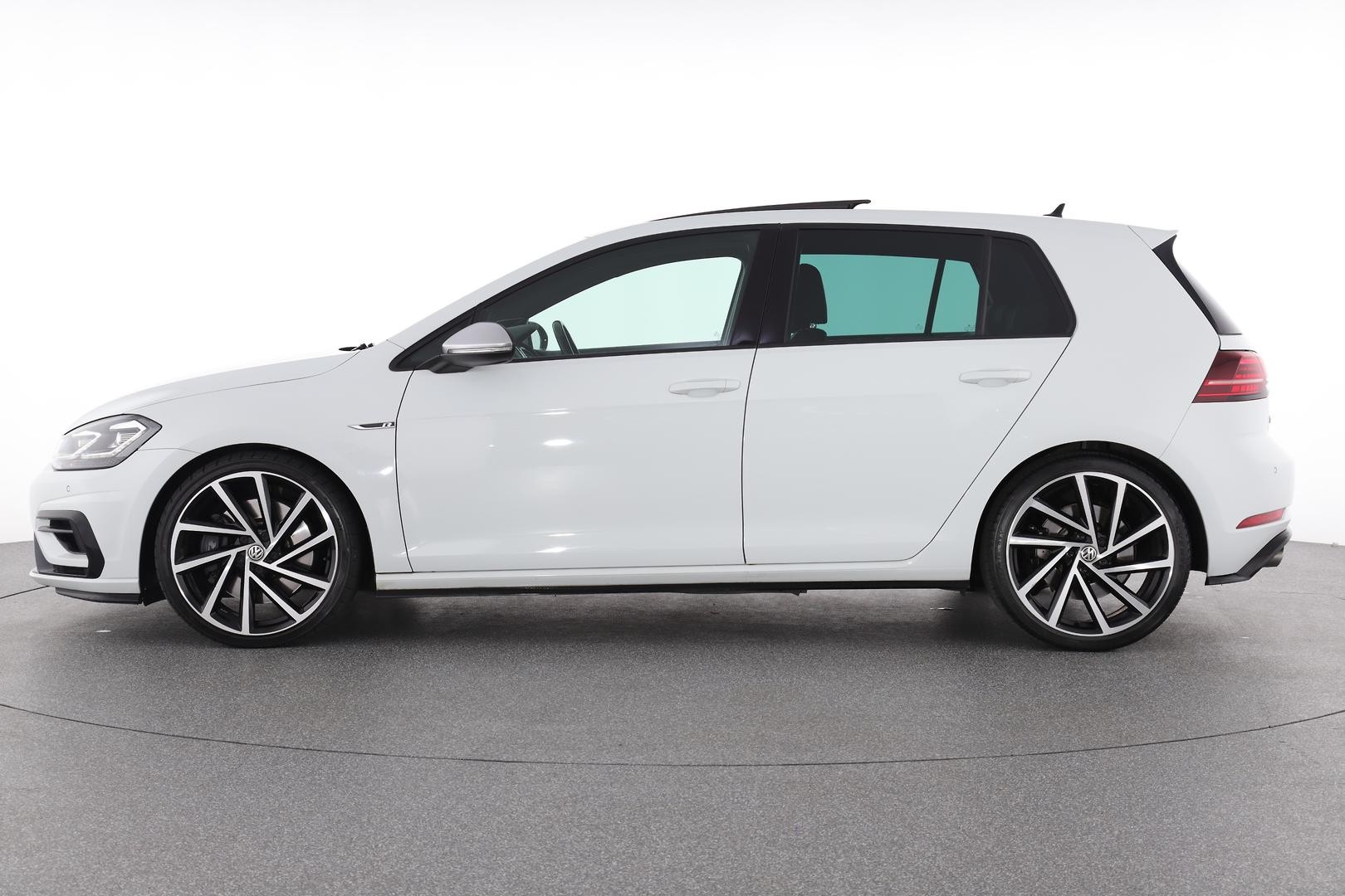 Volkswagen Golf image 3